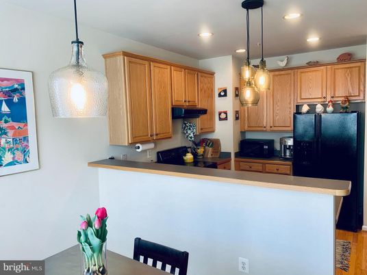 Interior, Kitchen, Pendant Lights, Recessed Lighting