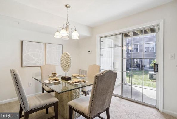 Chandelier, Dining room, Interior