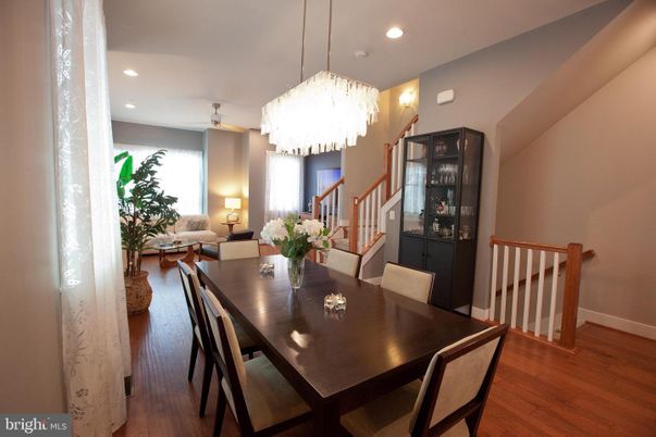 Chandelier, Dining room, Interior, Recessed Lighting, Wood Texture Flooring