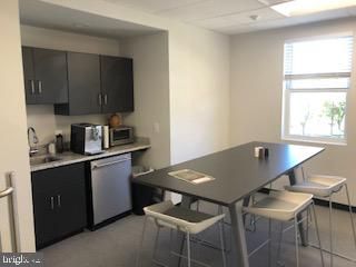 Dining room, Interior, Kitchen, Recessed Lighting