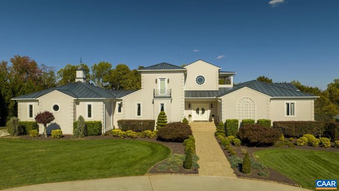 Exterior, Facade, French Provincial