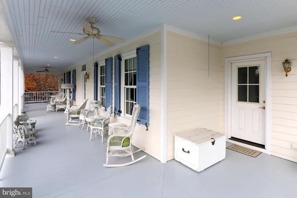 Exterior, Recessed Lighting