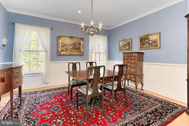Chandelier, Dining room, Interior, Recessed Lighting, Wood Texture Flooring