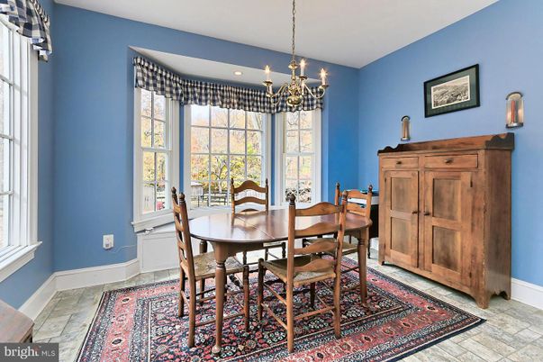 Chandelier, Dining room, Interior, Recessed Lighting