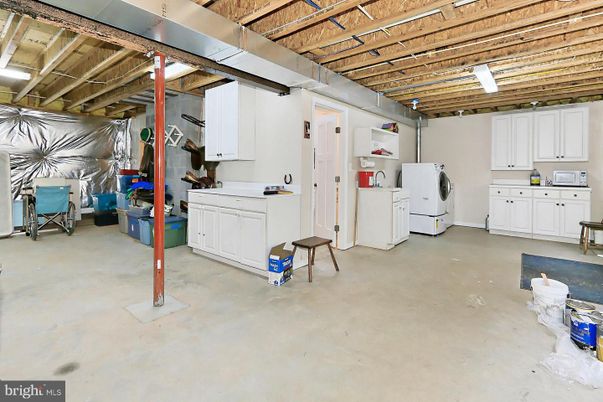 Interior, Washer, Wooden Beams, Wooden Ceilings