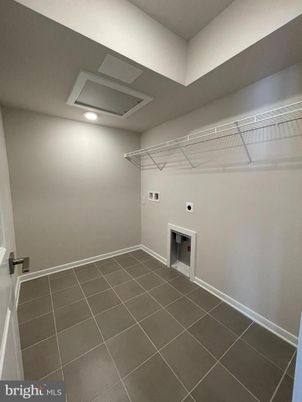 Interior, Recessed Lighting, Walk-in Closets
