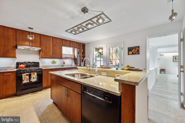 Interior, Kitchen, Pendant Lights