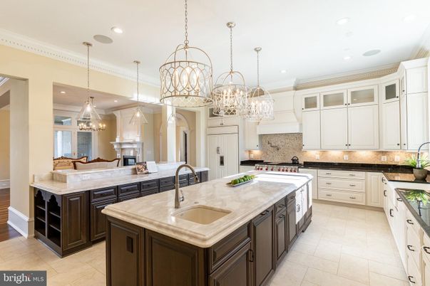 Chandelier, Interior, Kitchen, Pendant Lights, Recessed Lighting