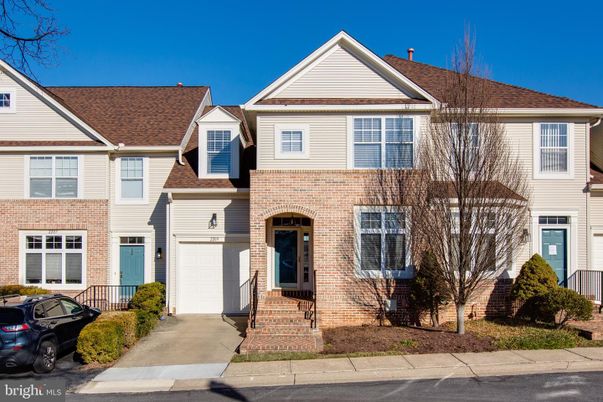 Exterior, Facade, Brick Facade, Rowhouse