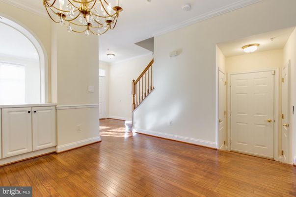 Chandelier, Empty room, Interior, Wood Texture Flooring