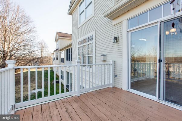 Exterior, Wood Texture Flooring
