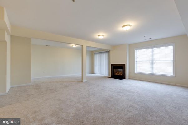 Empty room, Fireplace, Interior