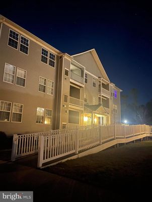 Exterior, Facade, Condo Building