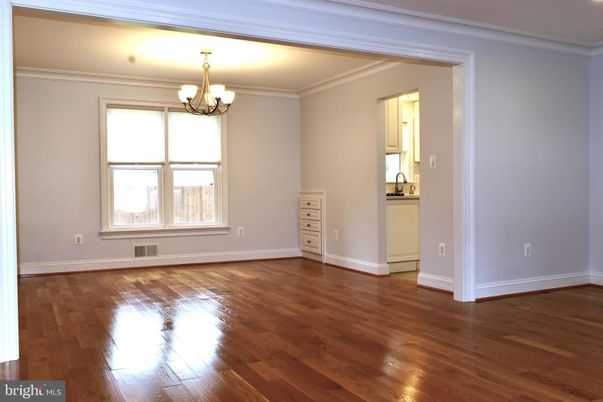 Chandelier, Empty room, Interior, Wood Texture Flooring