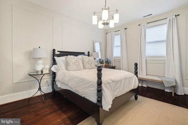 Bedroom, Chandelier, Interior, Pendant Lights, Wood Texture Flooring