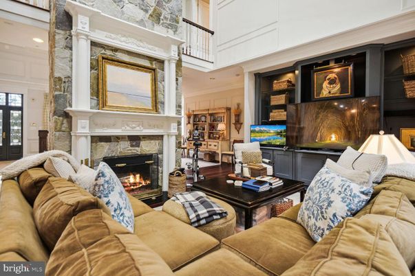 Fireplace, Interior, Living room, Recessed Lighting