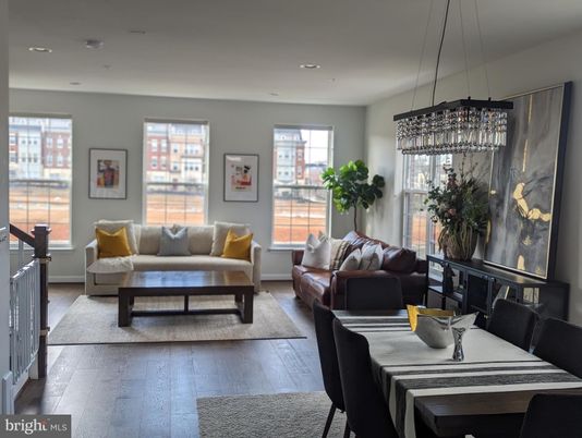 Dining room, Interior, Living room, Pendant Lights, Recessed Lighting, Wood Texture Flooring