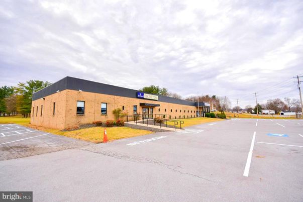 Exterior, Facade, Brick Facade, Modern