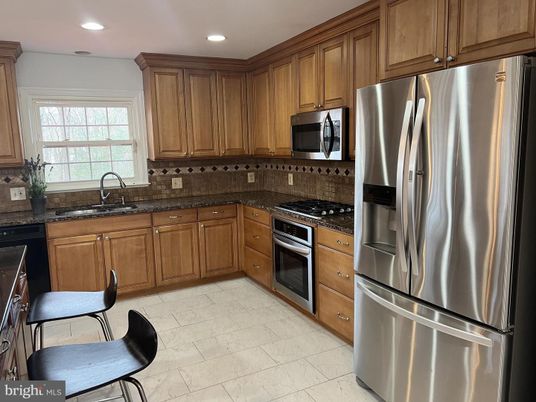 Interior, Kitchen, Marble, Recessed Lighting, Stainless Steel Appliances