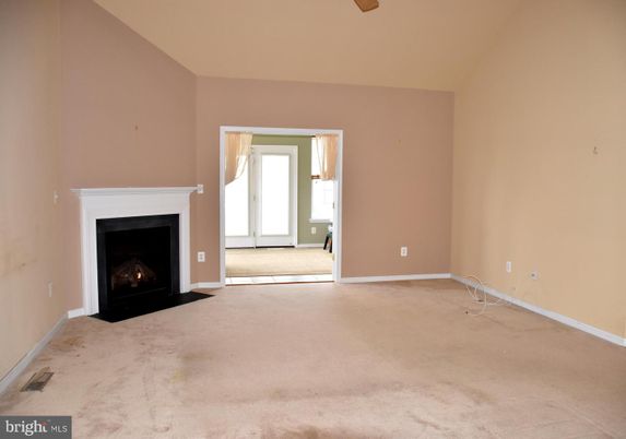 Empty room, Fireplace, Interior