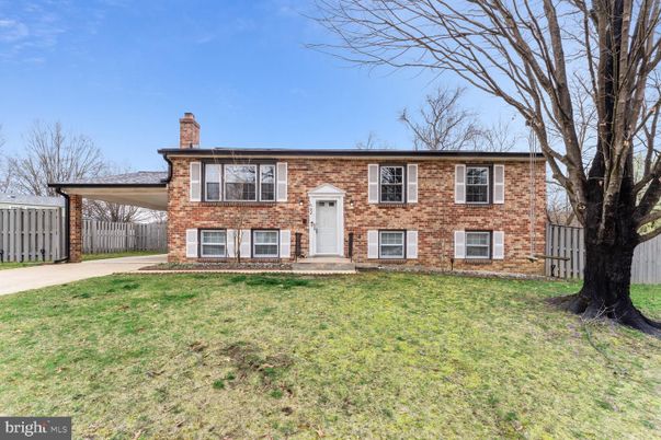 Backyard, Exterior, Facade, Brick Facade, Georgian