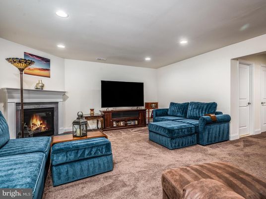 Fireplace, Interior, Living room, Recessed Lighting