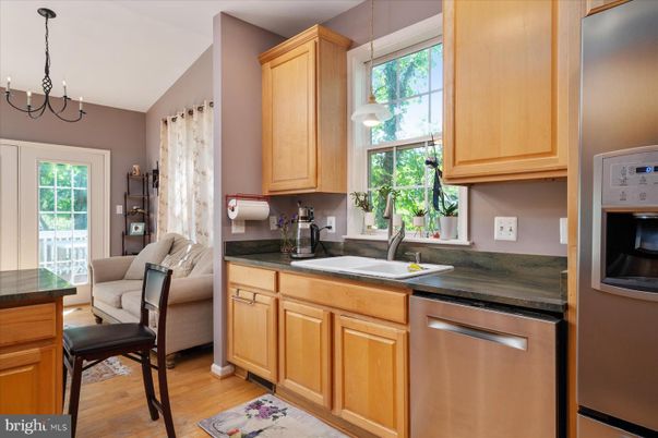 Chandelier, Interior, Kitchen, Wood Texture Flooring