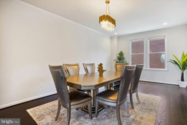 Chandelier, Dining room, Interior, Recessed Lighting, Wood Texture Flooring