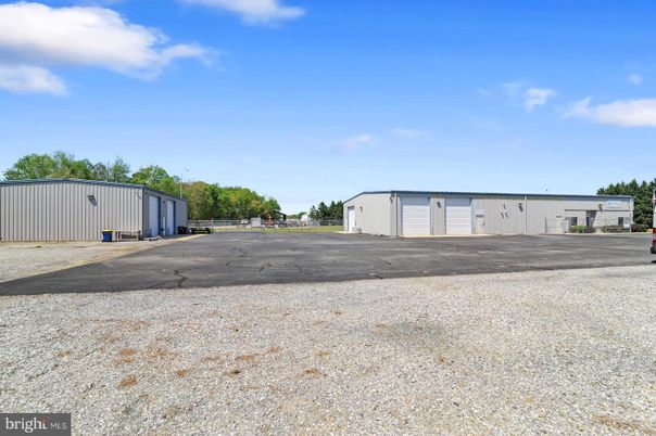 Backyard, Detached Garage, Exterior