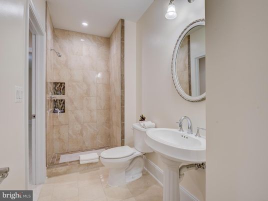 Bathroom, Interior, Recessed Lighting