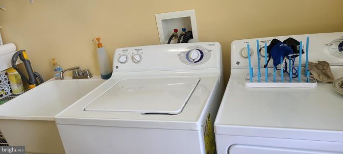 Interior, Washer