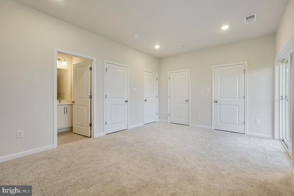 Bathroom, Empty room, Interior, Recessed Lighting