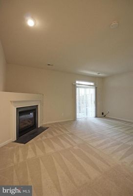 Empty room, Fireplace, Interior