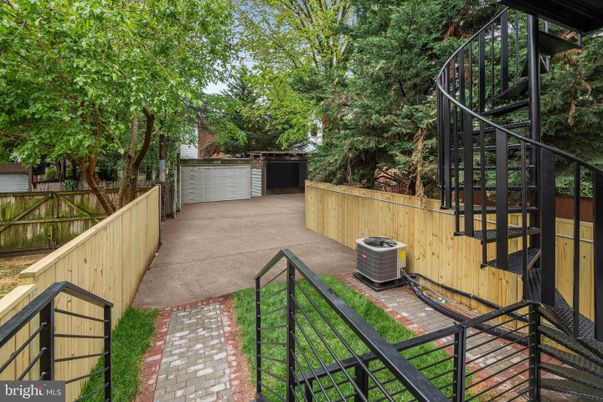 Backyard, Detached Garage, Exterior
