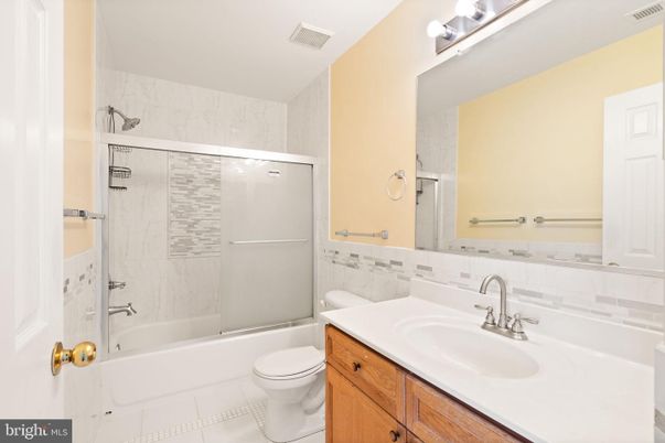 Bathroom, Interior, Marble Walls