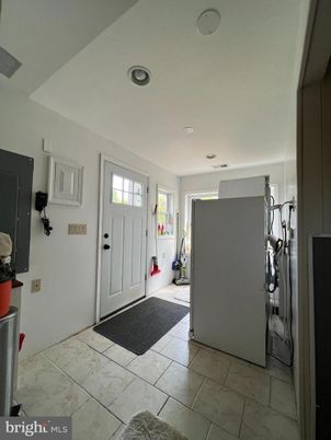 Interior, Marble, Recessed Lighting