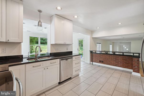 Interior, Kitchen, Pendant Lights, Recessed Lighting
