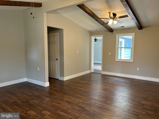Empty room, Interior, Wooden Beams, Wood Texture Flooring