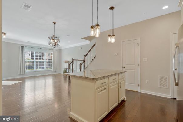 Interior, Pendant Lights, Recessed Lighting, Wood Texture Flooring