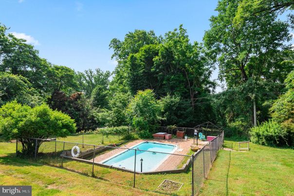 Backyard, Exterior, Pool