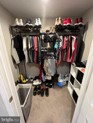Interior, Walk-in Closets