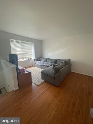 DE Listing image placeholder
