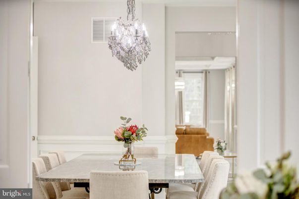 Chandelier, Dining room, Interior