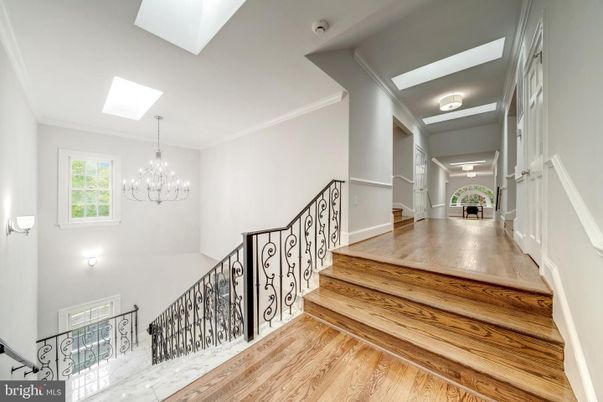 Chandelier, Interior, Wood Texture Flooring
