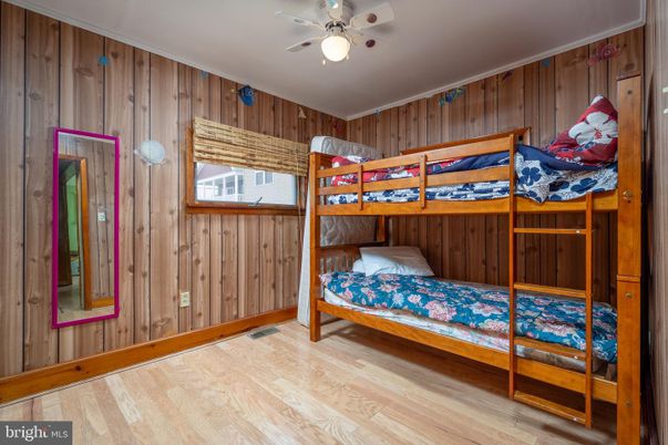 Bedroom, Interior, Wood Texture Flooring, Wooden Walls