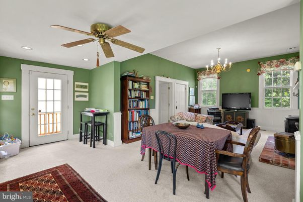 Chandelier, Dining room, Interior, Recessed Lighting