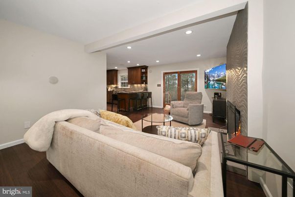 Fireplace, Interior, Kitchen, Living room, Recessed Lighting, Wood Texture Flooring