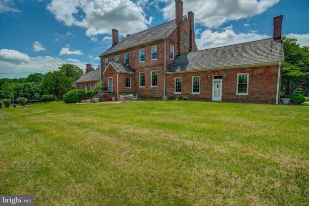 Backyard, Exterior, Facade, Brick Facade, Georgian