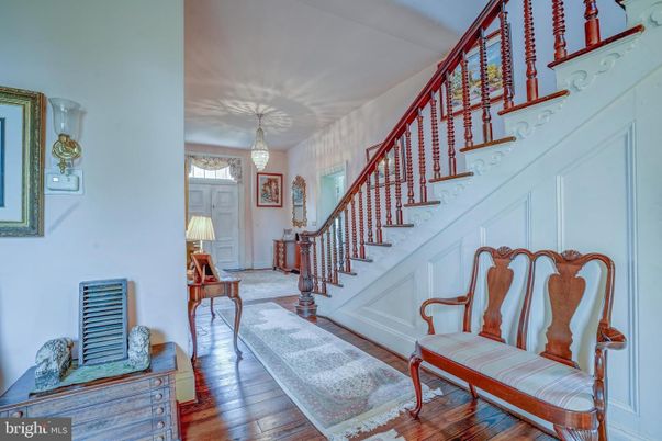 Chandelier, Interior, Wood Texture Flooring