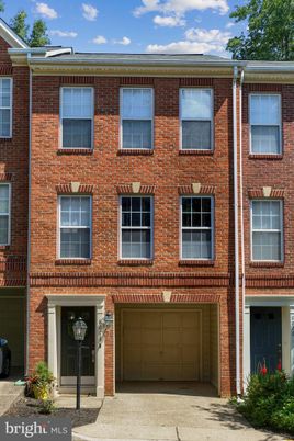 Attached, Exterior, Facade, Brick Facade, Rowhouse